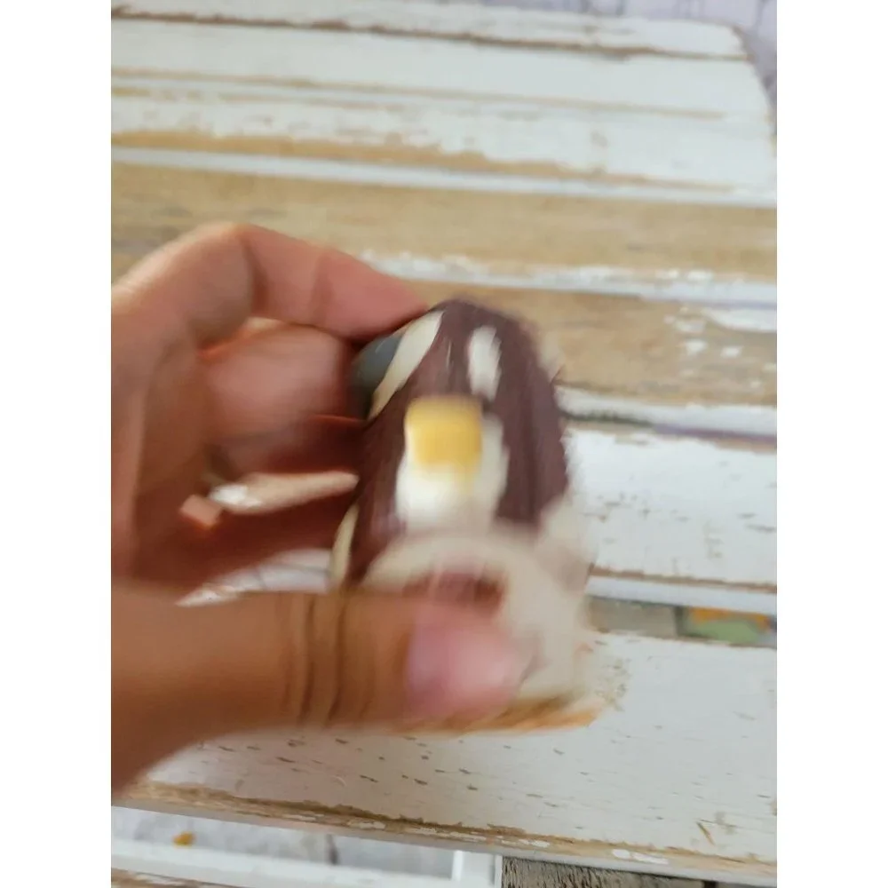 Unbranded brinns bakery